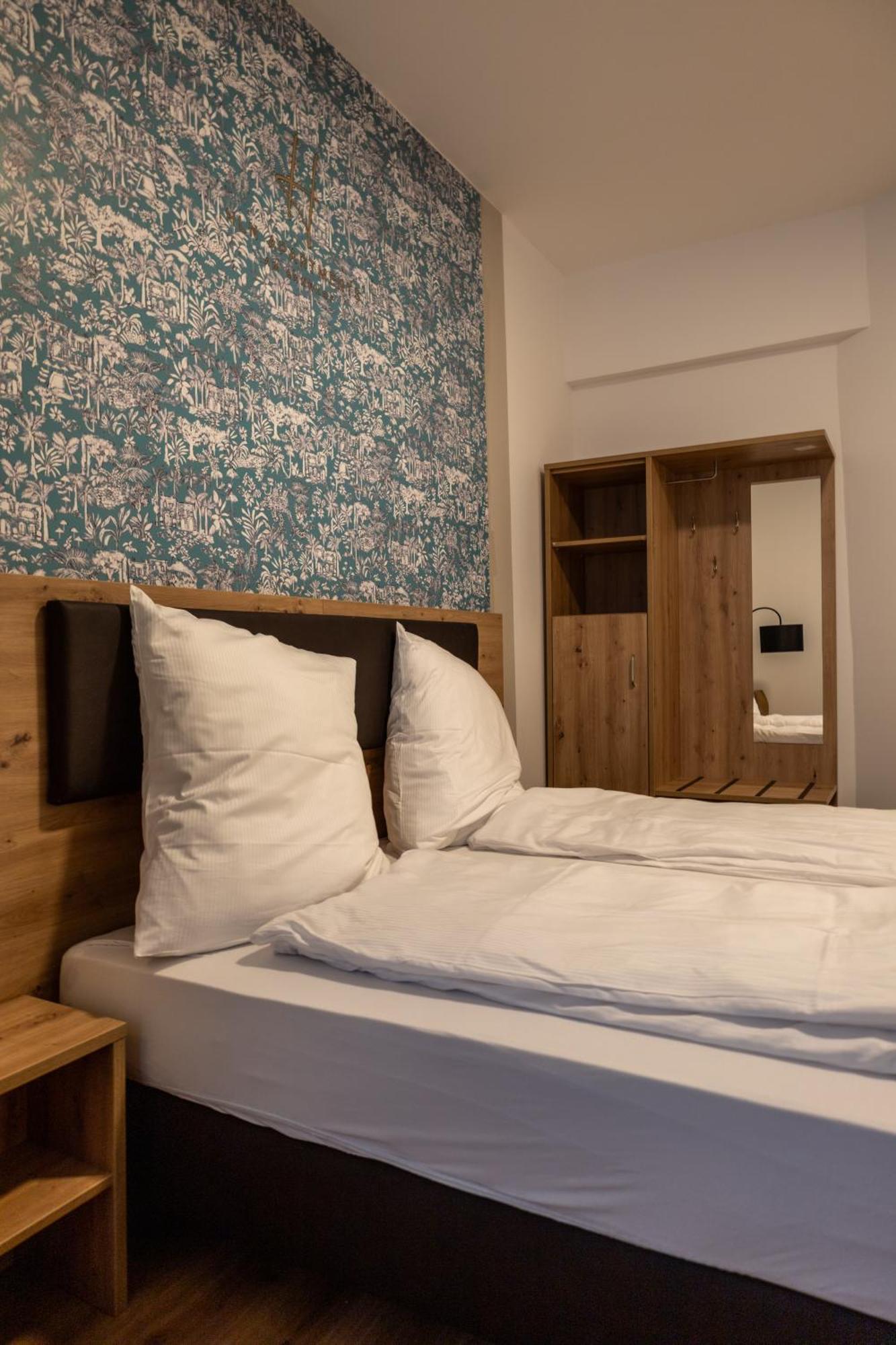 Hln Apartments Am Bahnhof Σααρμπρύκεν Εξωτερικό φωτογραφία